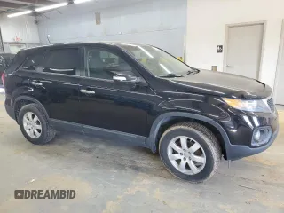 2013 Kia Sorento LX with VIN 5XYKT4A19DG387680, listed as a Copart auction lot 72417584 with 168,852 mi miles and Clean title. Bid and sale history available at DreamBid. Image 4.