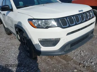 2018 Jeep Compass Sport with VIN 3C4NJCABXJT263332, listed as a IAAI auction lot 41554259 with 91,156 mi miles and . Bid and sale history available at DreamBid. Image 6.