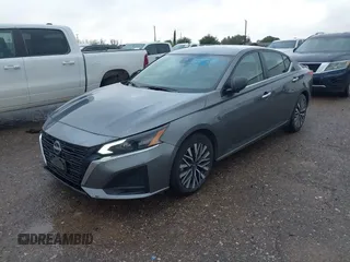 2024 Nissan Altima SV with VIN 1N4BL4DV2RN313134, listed as a IAAI auction lot 42653527 with 45,653 mi miles and . Bid and sale history available at DreamBid. Image 17.