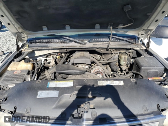 2000 Chevrolet Tahoe LS with VIN 1GNEK13T2YJ203352, listed as a Copart auction lot 58077765 with 314,293 mi miles and Salvage title. Bid and sale history available at DreamBid. Image 12.