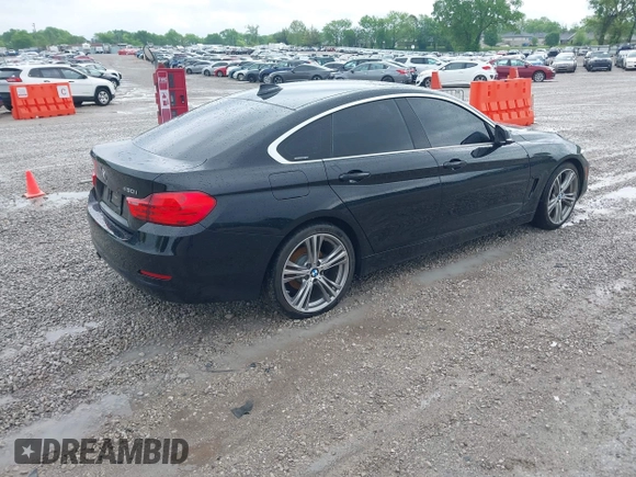 2017 BMW 4 Series 430i z VIN WBA4F7C50HG786608, wystawiony jako IAAI lot #42125231 z przebiegiem 111 665 mil mil oraz . Historia ofert i sprzedaży dostępna na DreamBid. Obrazek 4.