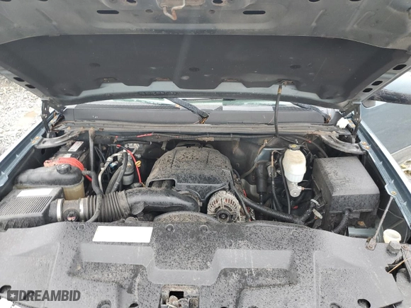 2008 GMC Sierra 2500HD SLE2 with VIN 1GTHK29KX8E198971, listed as a Copart auction lot 87610435 with 317,278 mi miles and Salvage Title. Bid and sale history available at carsss.com. Image 11.