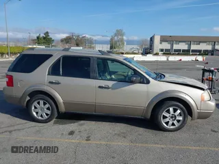 2005 Ford Freestyle SE with VIN 1FMZK01115GA81285, listed as a IAAI auction lot 41702956 with 355,505 mi miles. Bid and sale history available at carsss.com. Image 13.