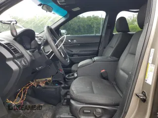 2016 Ford Police Interceptor Utility z VIN 1FM5K8AR0GGC07903, wystawiony jako Copart lot #57298705 z przebiegiem 223 695 mil mil oraz Szkody całkowita. Historia ofert i sprzedaży dostępna na DreamBid. Obrazek 7.
