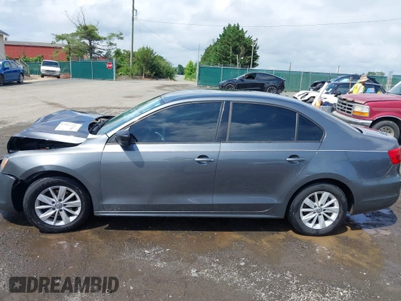 2013 Volkswagen Jetta S with VIN 3VW2K7AJ5DM285488, listed as a IAAI auction lot 42521944 with 132,655 mi miles and . Bid and sale history available at DreamBid. Image 15.