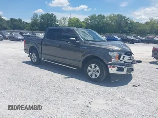 2019 Ford F-150 XL z VIN 1FTEW1C5XKKD15588, wystawiony jako IAAI lot #42721689 z przebiegiem 102 191 mil mil oraz . Historia ofert i sprzedaży dostępna na DreamBid. Obrazek 1.