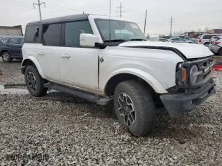 2023 Ford Bronco with VIN 1FMEE5BPXPLB65282, listed as a Copart auction lot 85742694 with 36,520 mi miles and Salvage Title. Bid and sale history available at carsss.com. Image 4.