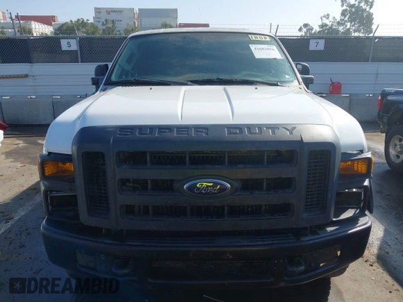 2008 Ford Super Duty F-250 SRW XL with VIN 1FTSX21R08EE25570, listed as a IAAI auction lot 41602856 with 113,322 mi miles. Bid and sale history available at carsss.com. Image 12.