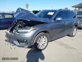 2018 Volvo XC90 Momentum with VIN YV4102PK3J1341909, listed as a IAAI auction lot 41616148 with 72,204 mi miles. Bid and sale history available at carsss.com. Image 18.