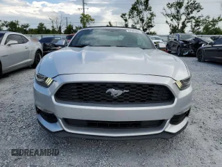 2015 Ford Mustang V6 z VIN 1FATP8EM2F5359953, wystawiony jako Copart lot #62701295 z przebiegiem 138 001 mil mil oraz Szkoda całkowita • Salvage title. Historia ofert i sprzedaży dostępna na DreamBid. Obrazek 5.
