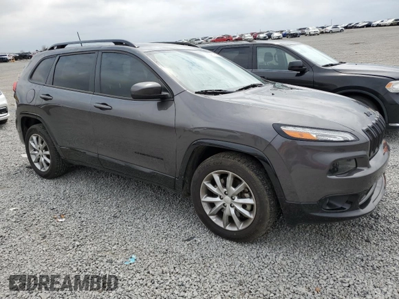 2018 Jeep Cherokee Latitude Tech Connect with VIN 1C4PJMCB3JD601283, listed as a Copart auction lot 51901955 with 83,467 mi miles and Salvage title. Bid and sale history available at DreamBid. Image 4.