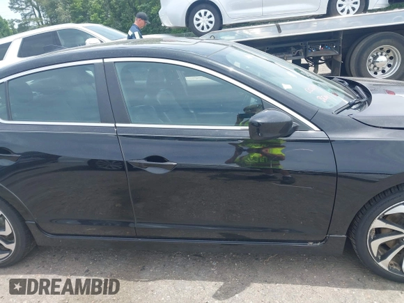 2016 Acura ILX Premium with VIN 19UDE2F87GA011966, listed as a IAAI auction lot 42313706 with 132,633 mi miles and . Bid and sale history available at DreamBid. Image 13.