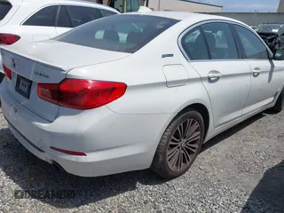 2019 BMW 5 Series 530e with VIN WBAJA9C58KB399175, listed as a IAAI auction lot 41697211 with Not provided miles and . Bid and sale history available at DreamBid. Image 4.