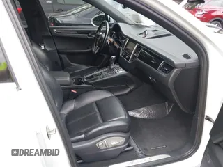 2015 Porsche Macan S z VIN WP1AB2A53FLB65406, wystawiony jako IAAI lot #42202535 z przebiegiem 135 492 mil mil oraz . Historia ofert i sprzedaży dostępna na DreamBid. Obrazek 5.