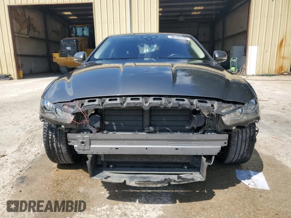 2017 Jaguar XE with VIN SAJAD4BNXHA975573, listed as a Copart auction lot 61804594 with 103,255 mi miles and Clean Title. Bid and sale history available at DreamBid. Image 5.