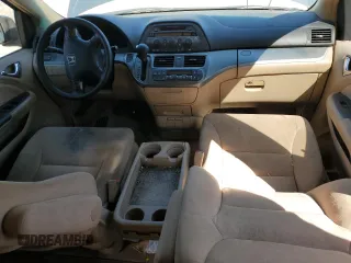 2005 Honda Odyssey EX z VIN 5FNRL38455B400474, wystawiony jako Copart lot #55845445 z przebiegiem Nie podano mil oraz Czysty tytuł • Clean title. Historia ofert i sprzedaży dostępna na DreamBid. Obrazek 8.