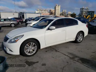 2015 Infiniti Q40 with VIN JN1CV6AR7FM521252, listed as a Copart auction lot 79917614 with 141,761 mi miles and Salvage Title. Bid and sale history available at carsss.com. Image 1.