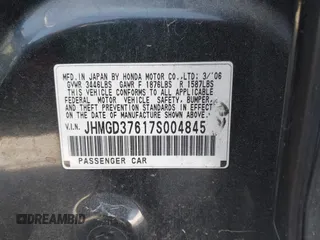 2007 Honda Fit Sport z VIN JHMGD37617S004845, wystawiony jako IAAI lot #42401148 z przebiegiem 212 566 mil mil oraz . Historia ofert i sprzedaży dostępna na DreamBid. Obrazek 9.