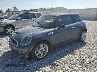 2011 MINI Hardtop S с VIN WMWSV3C51BTY11999, выставлен на аукционе Copart как лот 57783194 с пробегом 135 356 миль миль и Списание • Salvage title. История ставок и продаж доступна на DreamBid. Изображение 1.