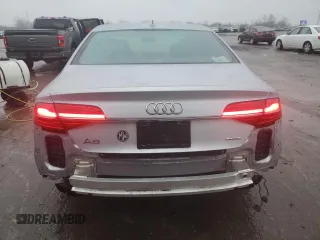 2015 Audi A8 z VIN WAUJGAFD0FN010021, wystawiony jako Copart lot #86861684 z przebiegiem 112 697 mil mil oraz Szkoda całkowita • Salvage title. Historia ofert i sprzedaży dostępna na DreamBid. Obrazek 6.