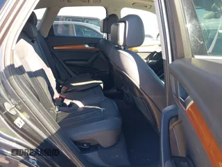 2021 Audi Q5 Premium Plus z VIN WA1BAAFY6M2013249, wystawiony jako IAAI lot #38681569 z przebiegiem 68 694 mil mil oraz . Historia ofert i sprzedaży dostępna na DreamBid. Obrazek 8.