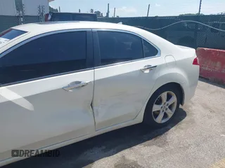 2009 Acura TSX с VIN JH4CU26629C018342, выставлен на аукционе IAAI как лот 42630067 с пробегом 180 271 миль миль и . История ставок и продаж доступна на DreamBid. Изображение 6.