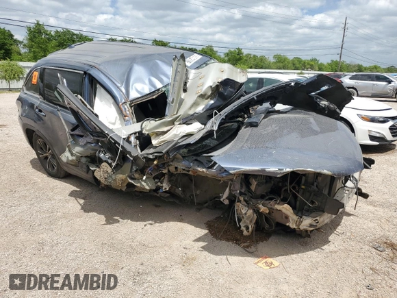 2018 Toyota Highlander LE with VIN 5TDZZRFH6JS269715, listed as a Copart auction lot 51054665 with Not provided miles and Non repairable. Bid and sale history available at DreamBid. Image 4.