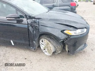 2016 Ford Fusion SE with VIN 3FA6P0H77GR277722, listed as a IAAI auction lot 39476561 with 141,526 mi miles. Bid and sale history available at carsss.com. Image 6.