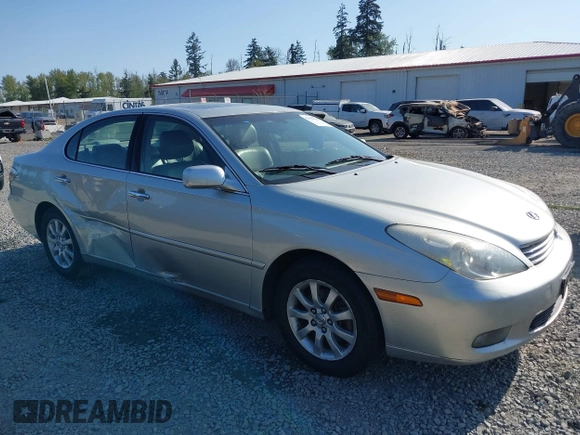 2003 Lexus ES with VIN JTHBF30G836006554, listed as a IAAI auction lot 42098937 with 176,516 mi miles. Bid and sale history available at carsss.com. Image 6.