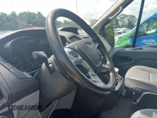 2017 Ford Transit с VIN 1FTBW3XMXHKA23092, выставлен на аукционе IAAI как лот 42734091 с пробегом 247 417 миль миль и . История ставок и продаж доступна на DreamBid. Изображение 10.