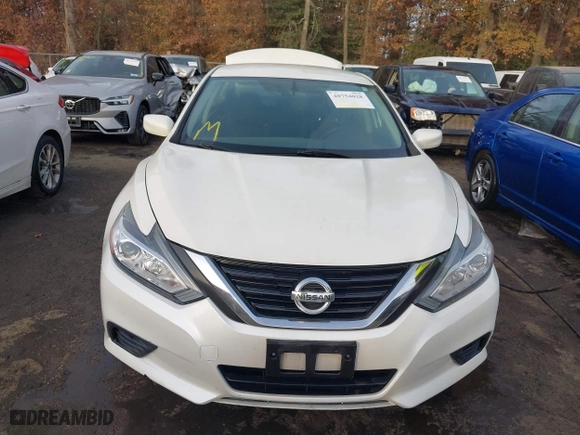 2017 Nissan Altima 2.5 SR with VIN 1N4AL3AP9HC207950, listed as a IAAI auction lot 40754028 with 104,981 mi miles. Bid and sale history available at carsss.com. Image 12.
