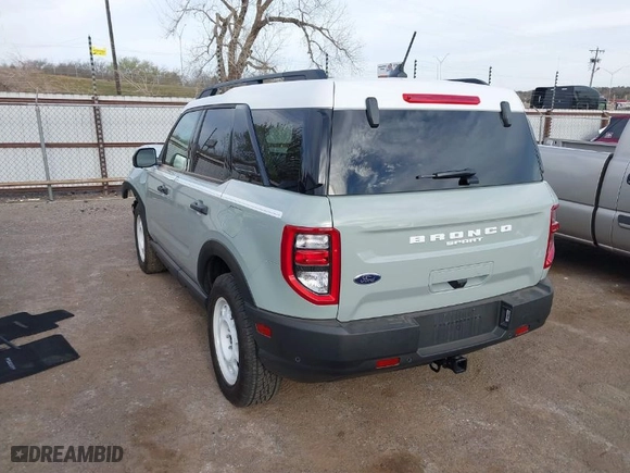 2024 Ford Bronco Sport Heritage with VIN 3FMCR9G64RRF08952, listed as a IAAI auction lot 41828191 with 7,588 mi miles. Bid and sale history available at carsss.com. Image 3.