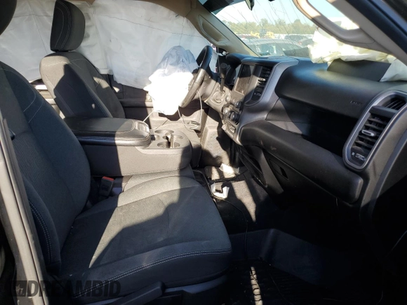 2019 Ram 2500 Tradesman with VIN 3C6UR5HL0KG665425, listed as a Copart auction lot 77187034 with 82,569 mi miles and Salvage title. Bid and sale history available at DreamBid. Image 7.