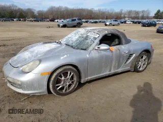 2005 Porsche Boxster с VIN WP0CA29815U713245, выставлен на аукционе Copart как лот 88893835 с пробегом Не указан миль и Списание • Salvage title. История ставок и продаж доступна на DreamBid. Изображение 1.