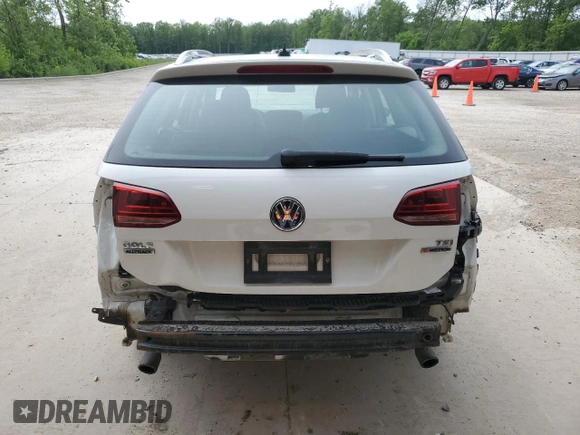 2017 Volkswagen Golf S z VIN 3VWH17AU5HM522302, wystawiony jako Copart lot #60602365 z przebiegiem 93 985 mil mil oraz Nie do naprawy • Non repairable. Historia ofert i sprzedaży dostępna na DreamBid. Obrazek 6.