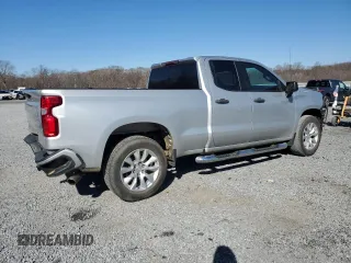 2020 Chevrolet Silverado 1500 Custom with VIN 1GCRWBEH5LZ339160, listed as a Copart auction lot 43847385 with 35,456 mi miles and Salvage Title. Bid and sale history available at carsss.com. Image 3.