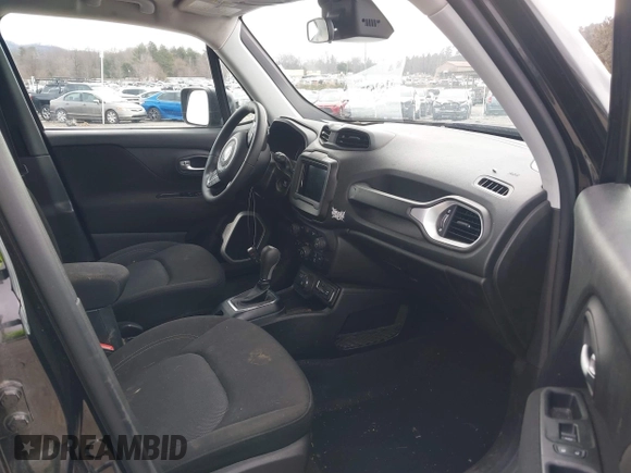 2020 Jeep Renegade Sport z VIN ZACNJBAB7LPL77290, wystawiony jako IAAI lot #41526270 z przebiegiem 52 327 mil mil oraz . Historia ofert i sprzedaży dostępna na DreamBid. Obrazek 5.
