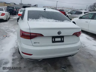 2019 Volkswagen Jetta SEL Premium with VIN 3VWG57BU9KM008717, listed as a IAAI auction lot 41566305 with 95,289 mi miles. Bid and sale history available at carsss.com. Image 16.