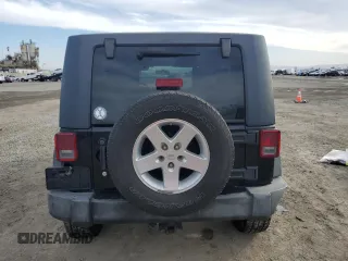 2008 Jeep Wrangler Unlimited Rubicon with VIN 1J4GA69148L643241, listed as a Copart auction lot 45606385 with 283,096 mi miles and Clean Title. Bid and sale history available at carsss.com. Image 6.