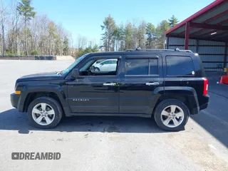 2015 Jeep Patriot High Altitude with VIN 1C4NJRFB4FD425660, listed as a IAAI auction lot 41821761 with 90,774 mi miles and . Bid and sale history available at carsss.com. Image 14.