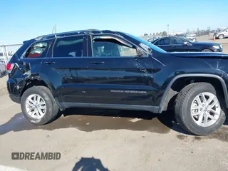 2018 Jeep Grand Cherokee Altitude with VIN 1C4RJEAG6JC300803, listed as a IAAI auction lot 41665023 with 158,828 mi miles. Bid and sale history available at carsss.com. Image 14.