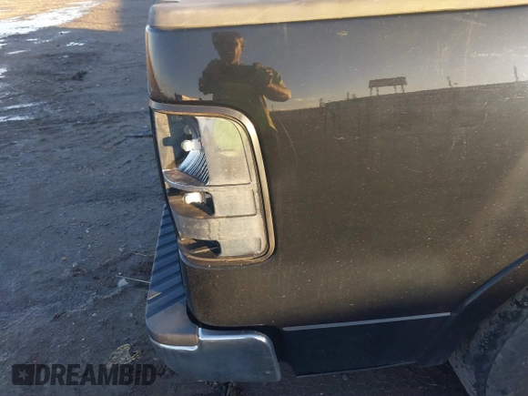 2008 Ford F-150 XLT с VIN 1FTPW12538FA21641, выставлен на аукционе IAAI как лот 41149320 с пробегом 143 137 миль миль и . История ставок и продаж доступна на DreamBid. Изображение 17.
