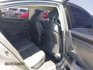 2020 Lexus ES 350 with VIN 58ADZ1B19LU056460, listed as a IAAI auction lot 42530160 with 26,116 mi miles and . Bid and sale history available at DreamBid. Image 8.