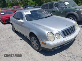2002 Mercedes-Benz CLK 320/430 with VIN WDBLJ65G82T118039, listed as a IAAI auction lot 41929153 with 232,989 mi miles and . Bid and sale history available at carsss.com. Image 1.