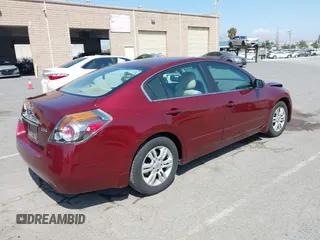 2012 Nissan Altima S z VIN 1N4AL2AP2CN501519, wystawiony jako IAAI lot #42425005 z przebiegiem 152 352 mil mil oraz . Historia ofert i sprzedaży dostępna na DreamBid. Obrazek 4.