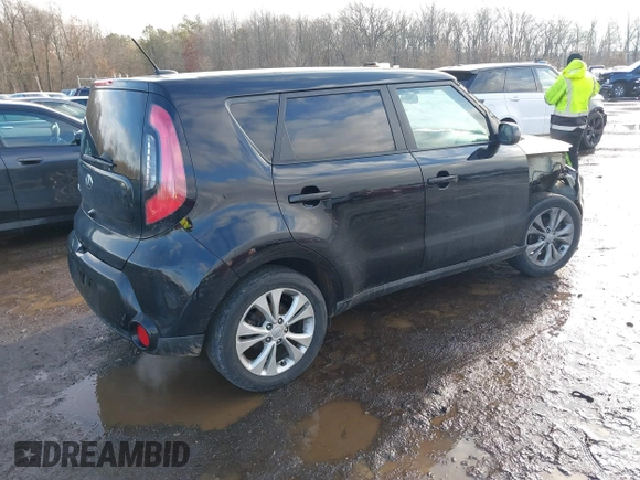 2016 Kia Soul + with VIN KNDJP3A53G7237675, listed as a IAAI auction lot 41501237 with 106,833 mi miles. Bid and sale history available at carsss.com. Image 4.