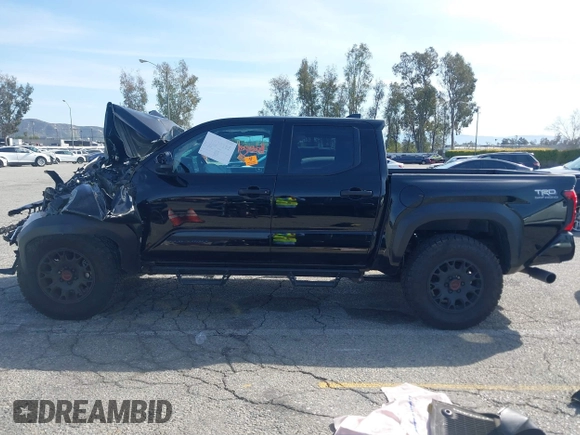 2025 Toyota Tacoma SR with VIN 3TMLB5JN2SM090007, listed as a IAAI auction lot 41830185 with 4,359 mi miles and . Bid and sale history available at DreamBid. Image 14.