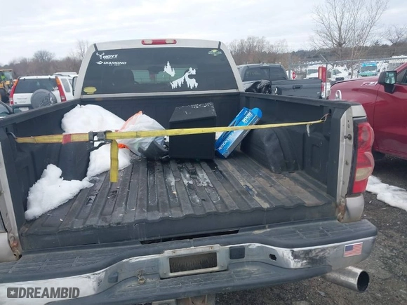 2006 Chevrolet Silverado 2500HD LT3 with VIN 1GCHK23D56F159755, listed as a IAAI auction lot 41299166 with NaN miles. Bid and sale history available at carsss.com. Image 16.