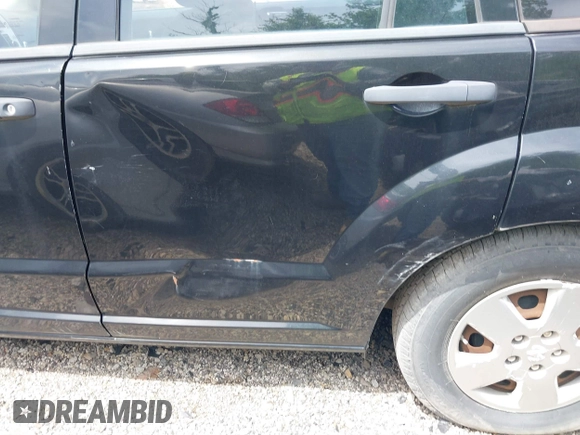 2008 Dodge Caliber SE with VIN 1B3HB28B58D753818, listed as a IAAI auction lot 39373913 with 172,972 mi miles and . Bid and sale history available at DreamBid. Image 6.