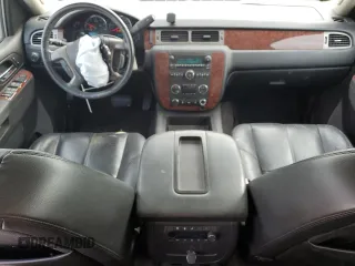 2014 GMC Yukon XL SLT with VIN 1GKS1KE04ER164286, listed as a Copart auction lot 88356835 with 126,415 mi miles and Salvage Title. Bid and sale history available at carsss.com. Image 8.